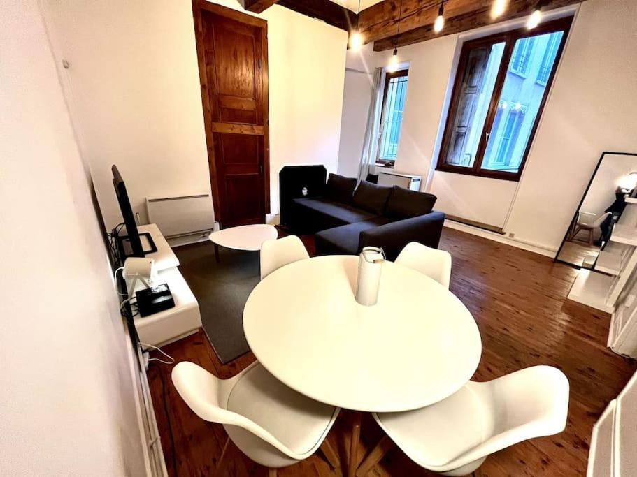 Grenoble Hypercentre - Appartement Vieille Ville - Wifi ภายนอก รูปภาพ